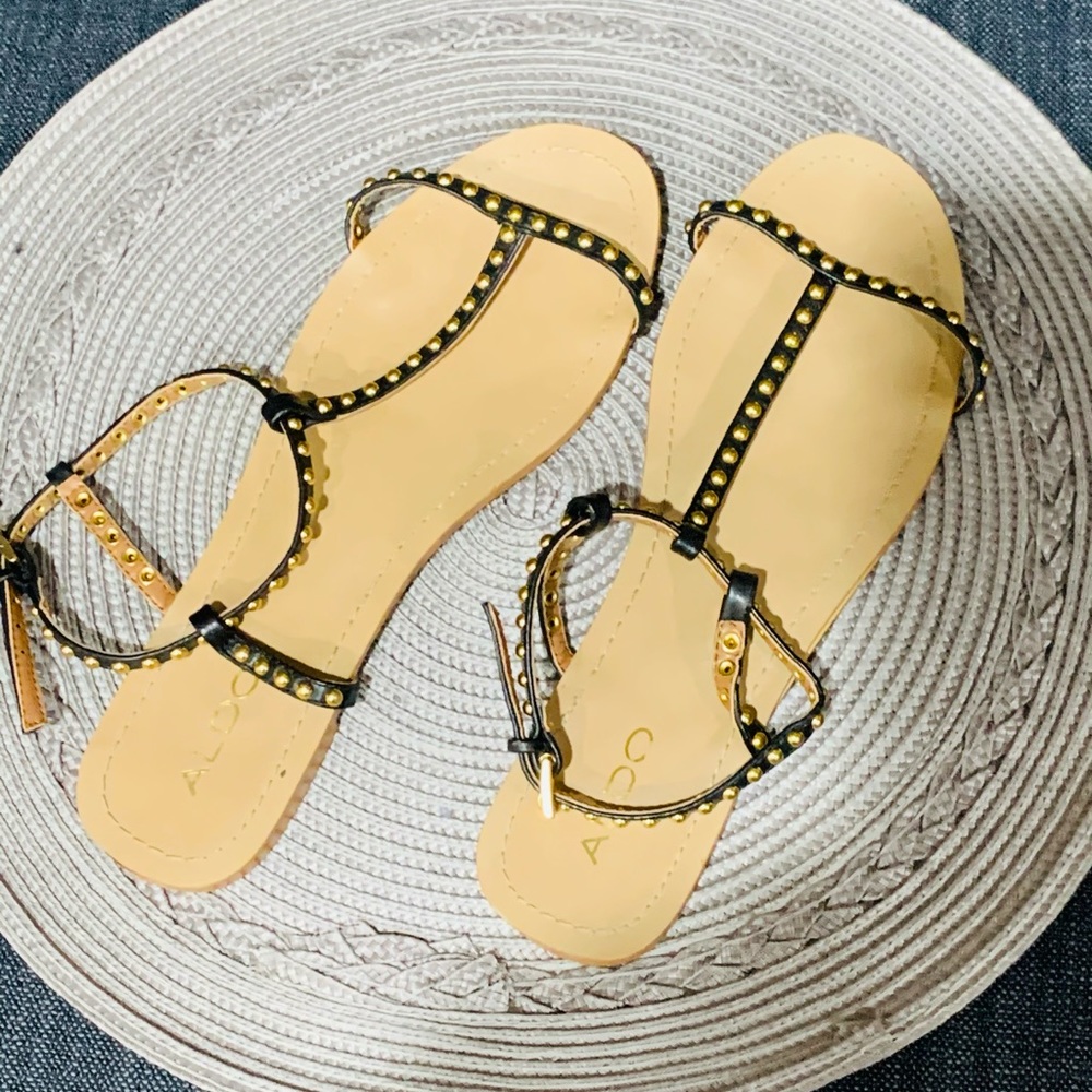 Women’s T-Strap Sandal